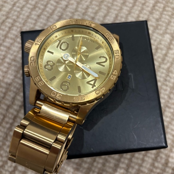 Nixon Gold Men's Watch - Picture 1 of 7